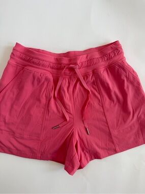 Lululemon Dance Studio High-Rise Short 3.5